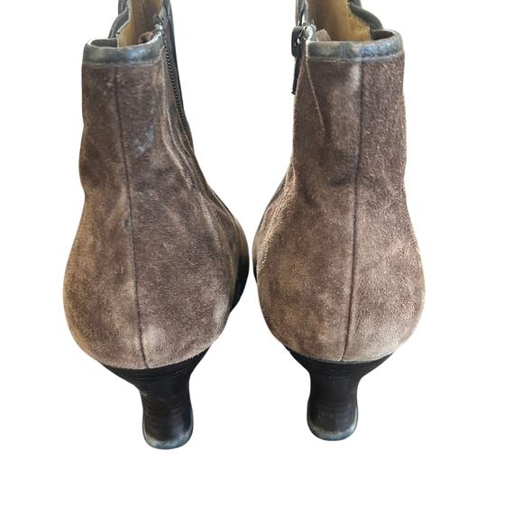Sofft Ankle Bootie Womens 9.5 Brown Suede Zip Ankle Bootie Kitten Heel Comfort - Picture 3 of 8